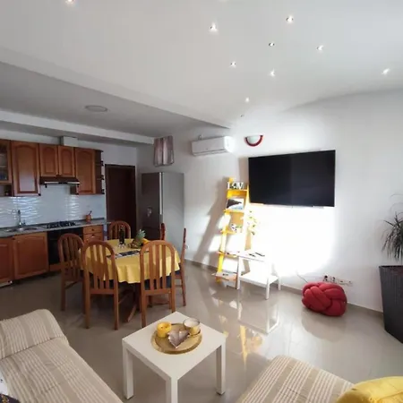 Orada Superior Ground Floor *