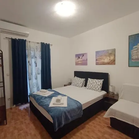 Orada Superior Ground Floor Apartment *